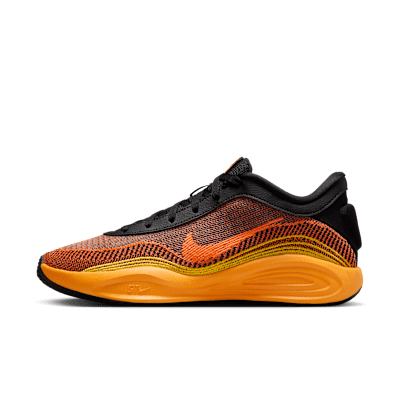 Nike GT Academy バスケットシューズ ブラック/ゴールド Nike G.T. Cut Academy Basketball Shoes. Nike.com